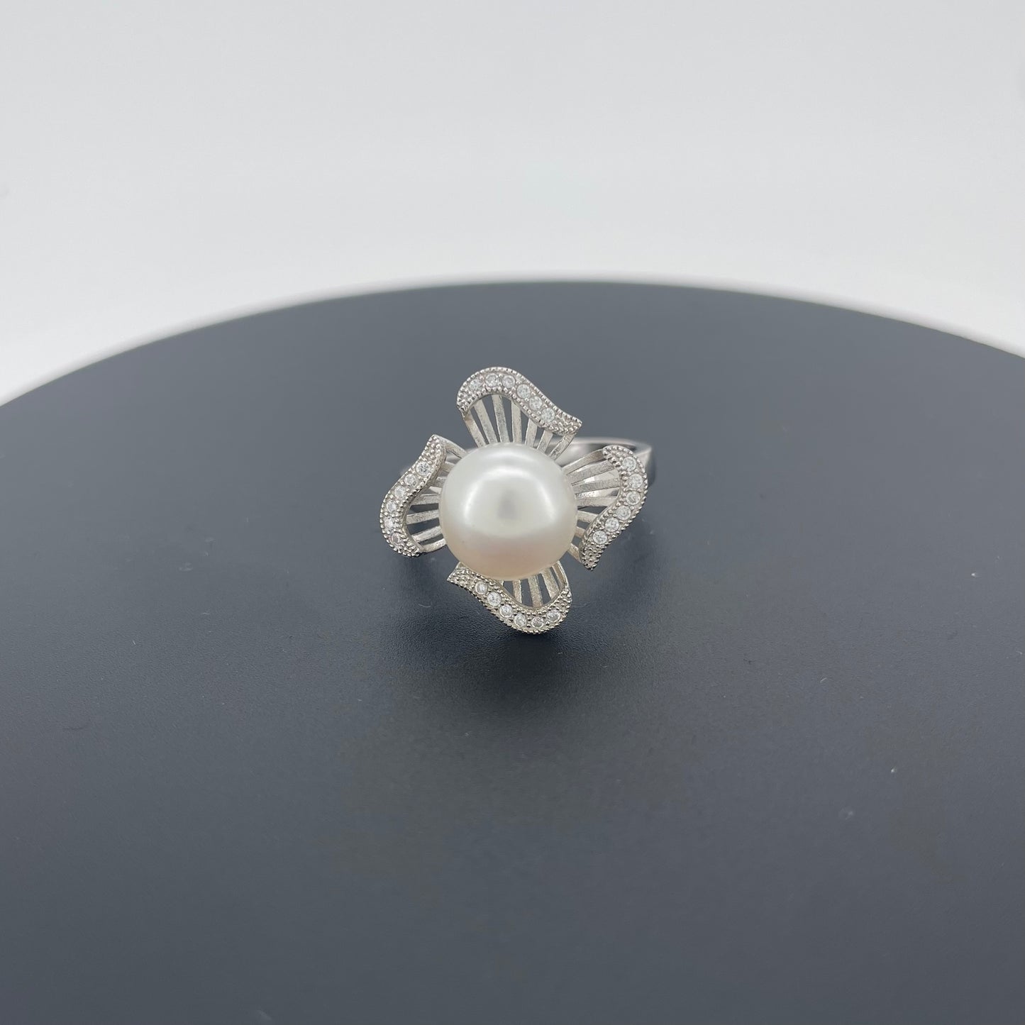 Silver Pearl Ring Size 7 | Gemsilver