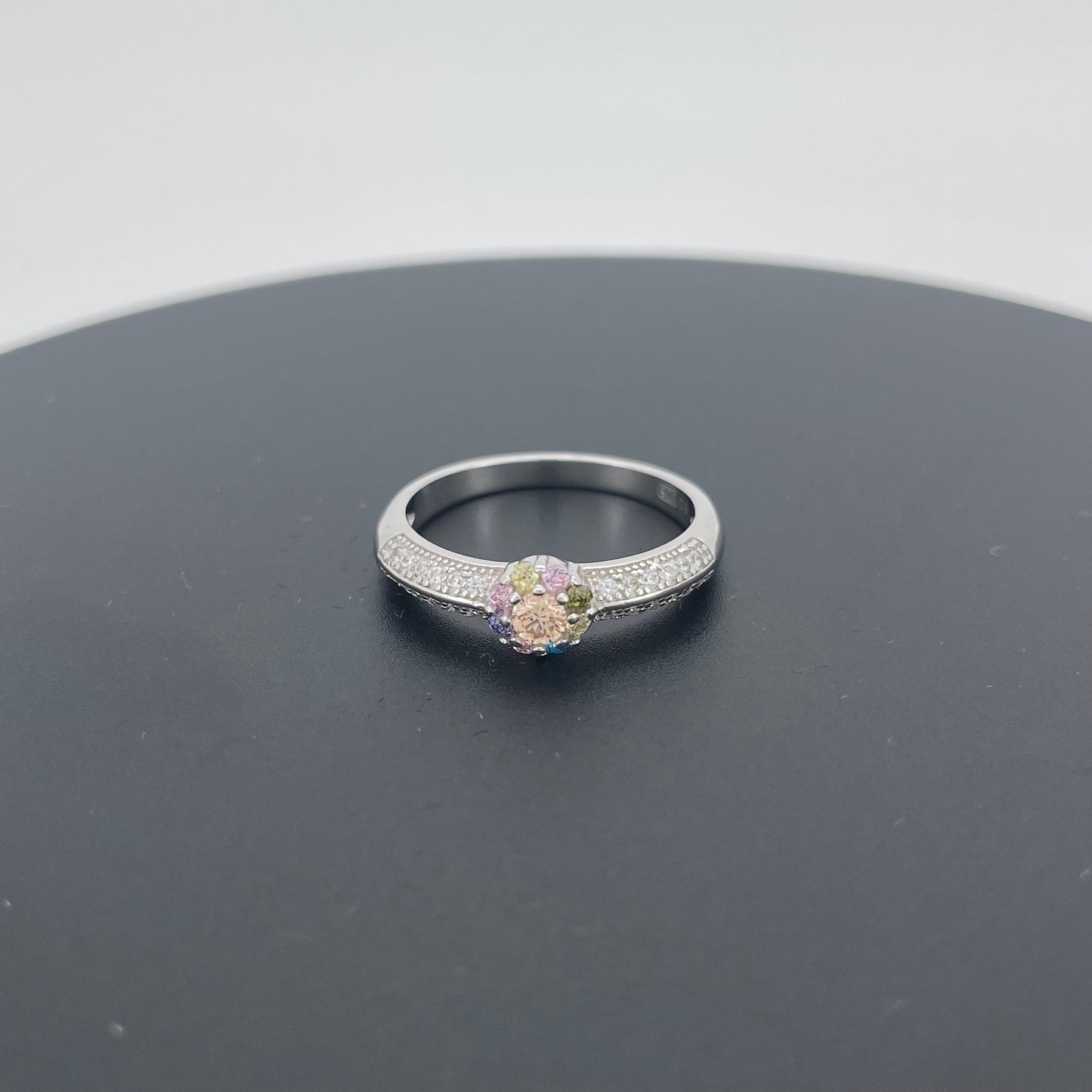 Silver Ring Size 7 by Gemsilver