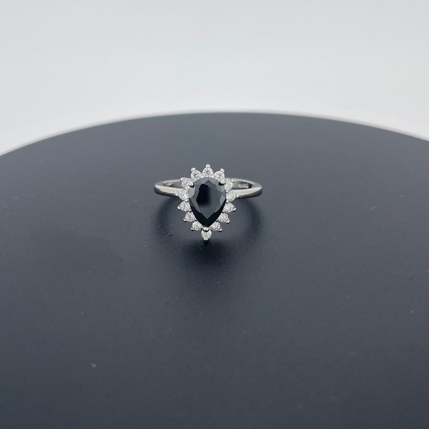 Silver Ring Size 7 by Gemsilver