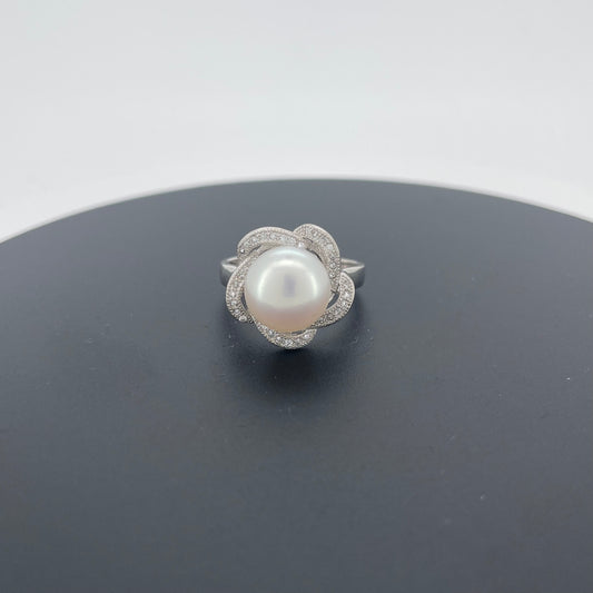 Silver Pearl Ring Size 7 | Gemsilver