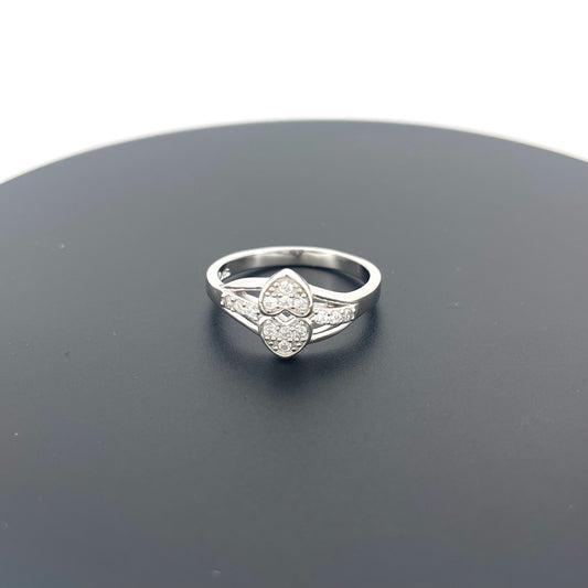 Silver Ring Size 8 by Gemsilver