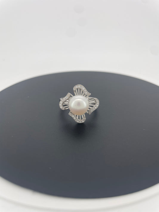 Silver Pearl Ring Size 8 by Gemsilver