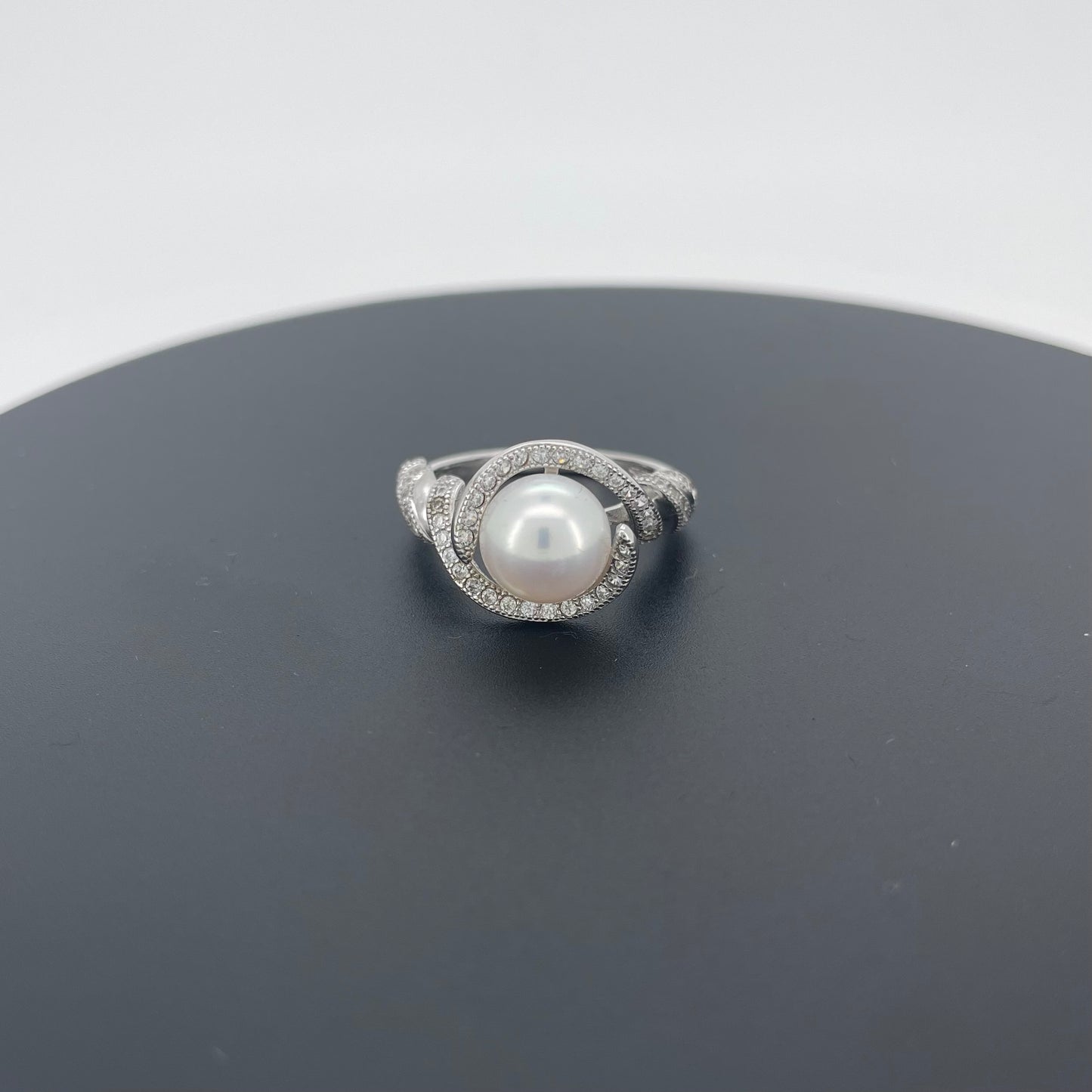 Silver Pearl Ring Size 7 | Gemsilver