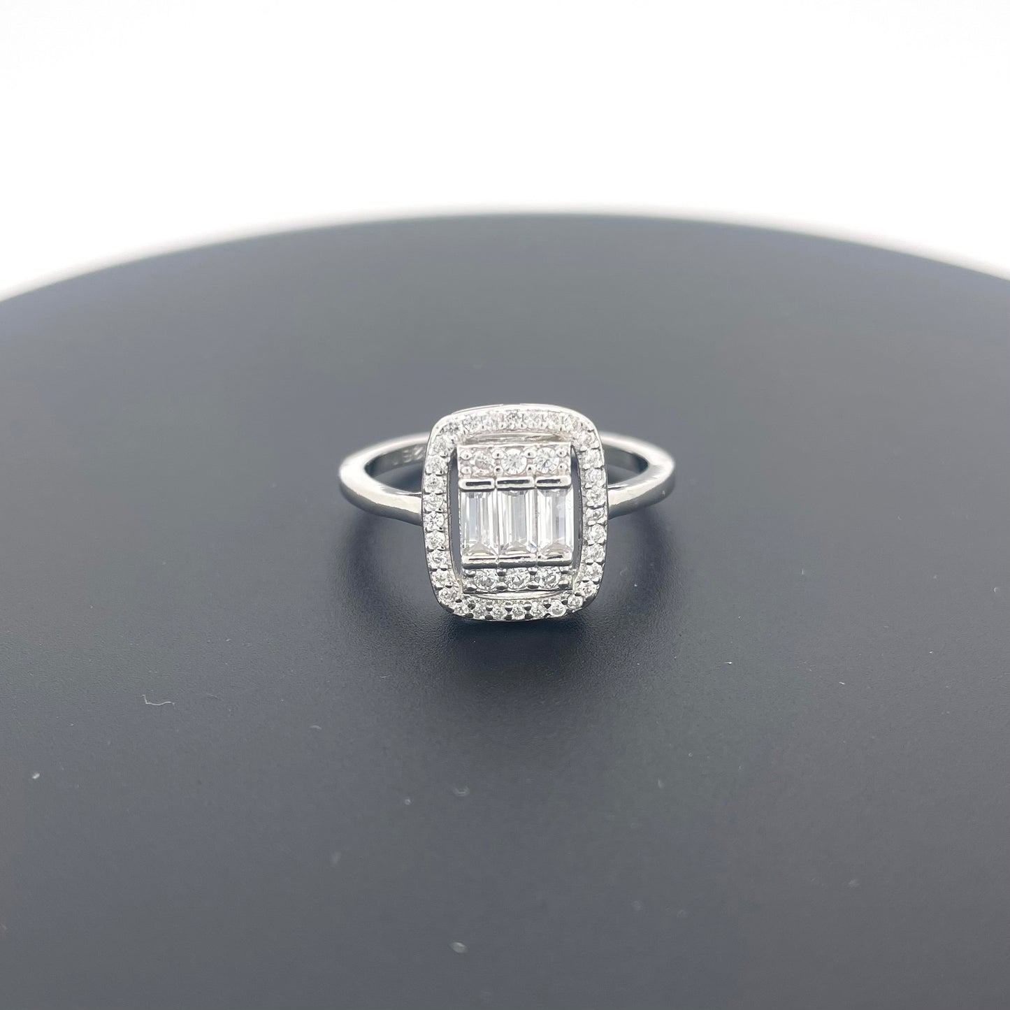 Silver Ring Size 8 by Gemsilver