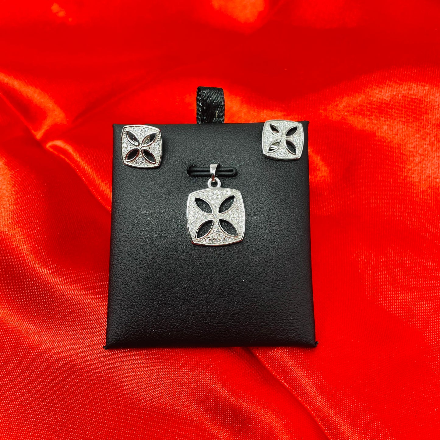 Silver Necklace Set by Gemsilver