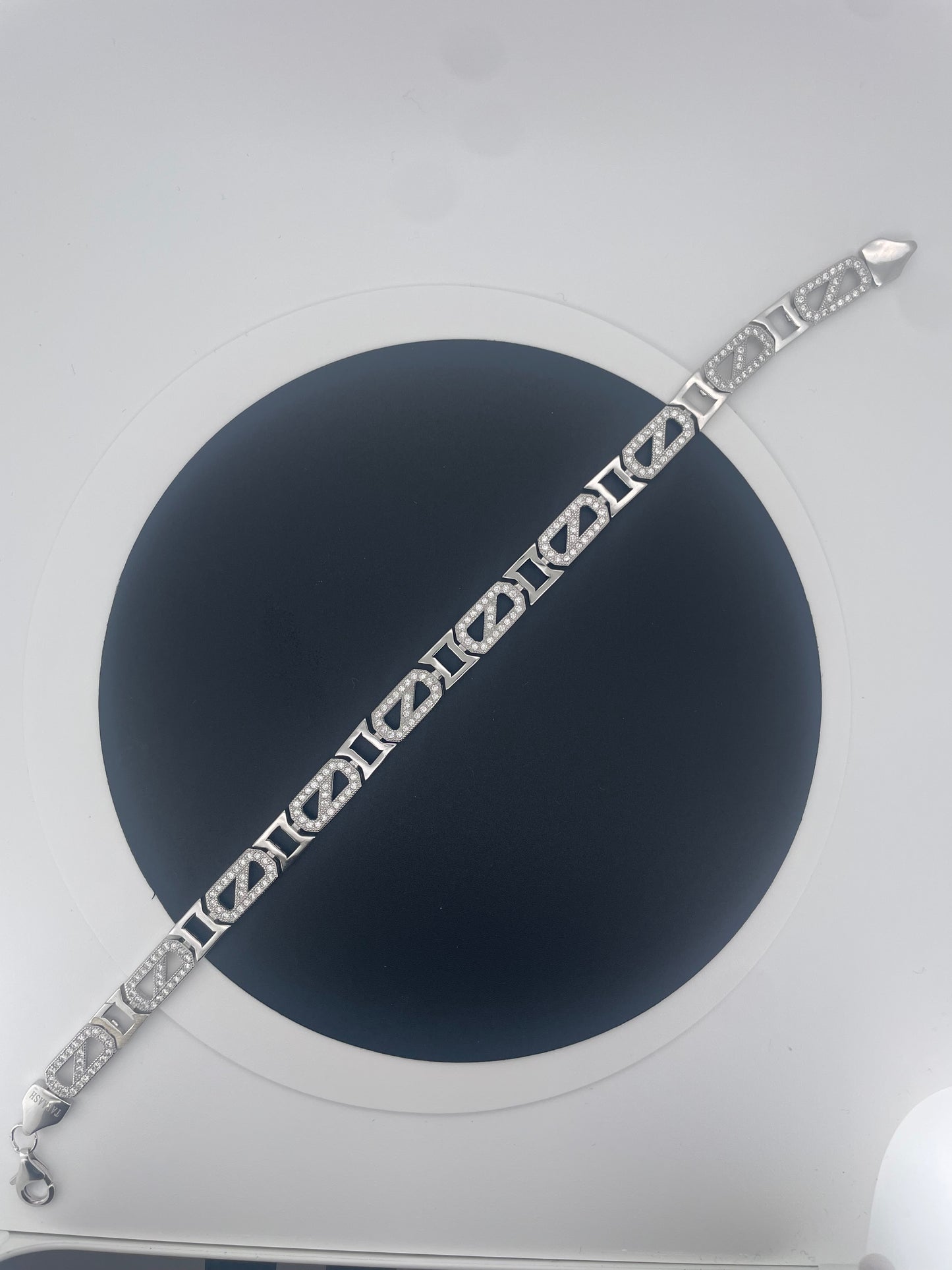 Silver Bracelet – Classic & Timeless | Gemsilver