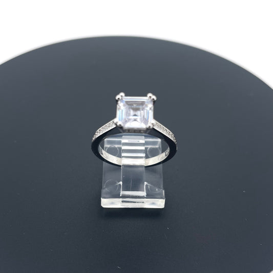 Silver Ring Size 7 by Gemsilver