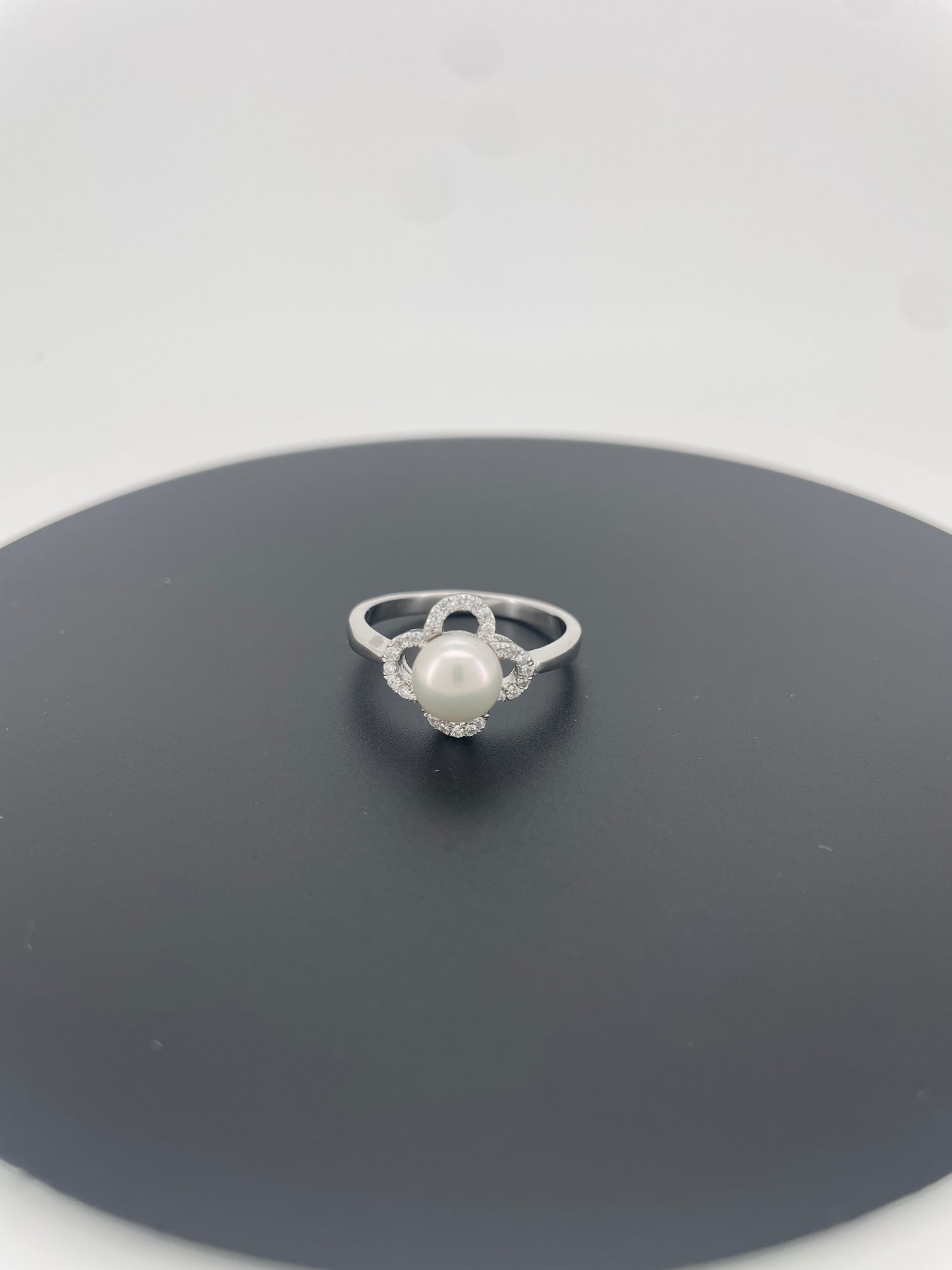 Silver Pearl Ring Size 8 by Gemsilver