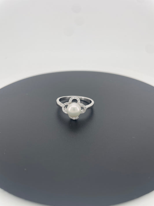 Silver Pearl Ring Size 8 by Gemsilver
