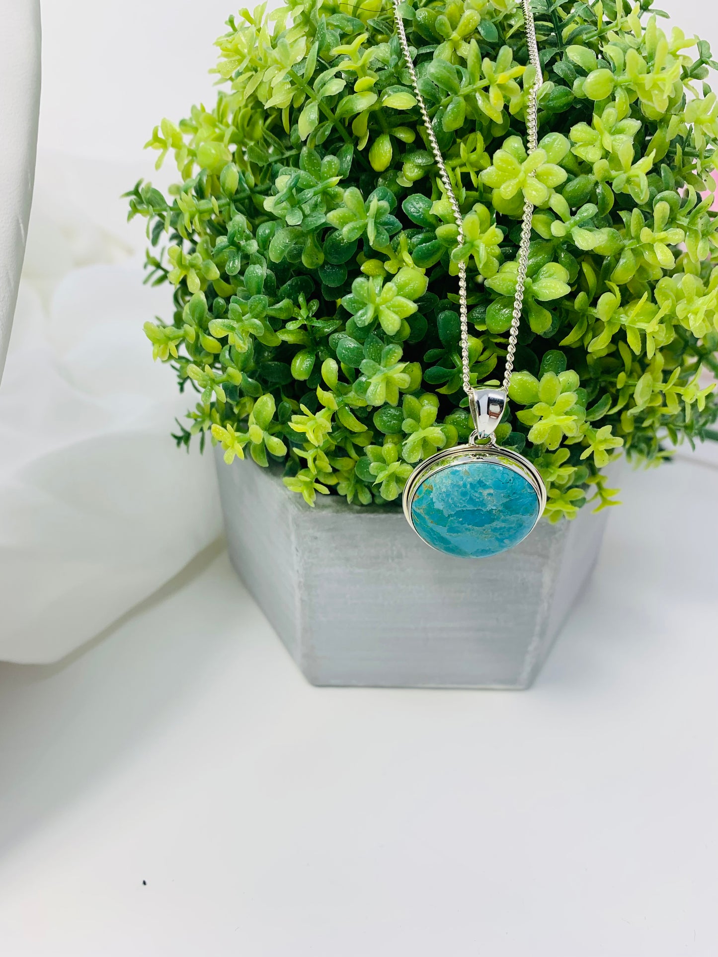 925 Sterling Silver Circle Turquoise Pendant