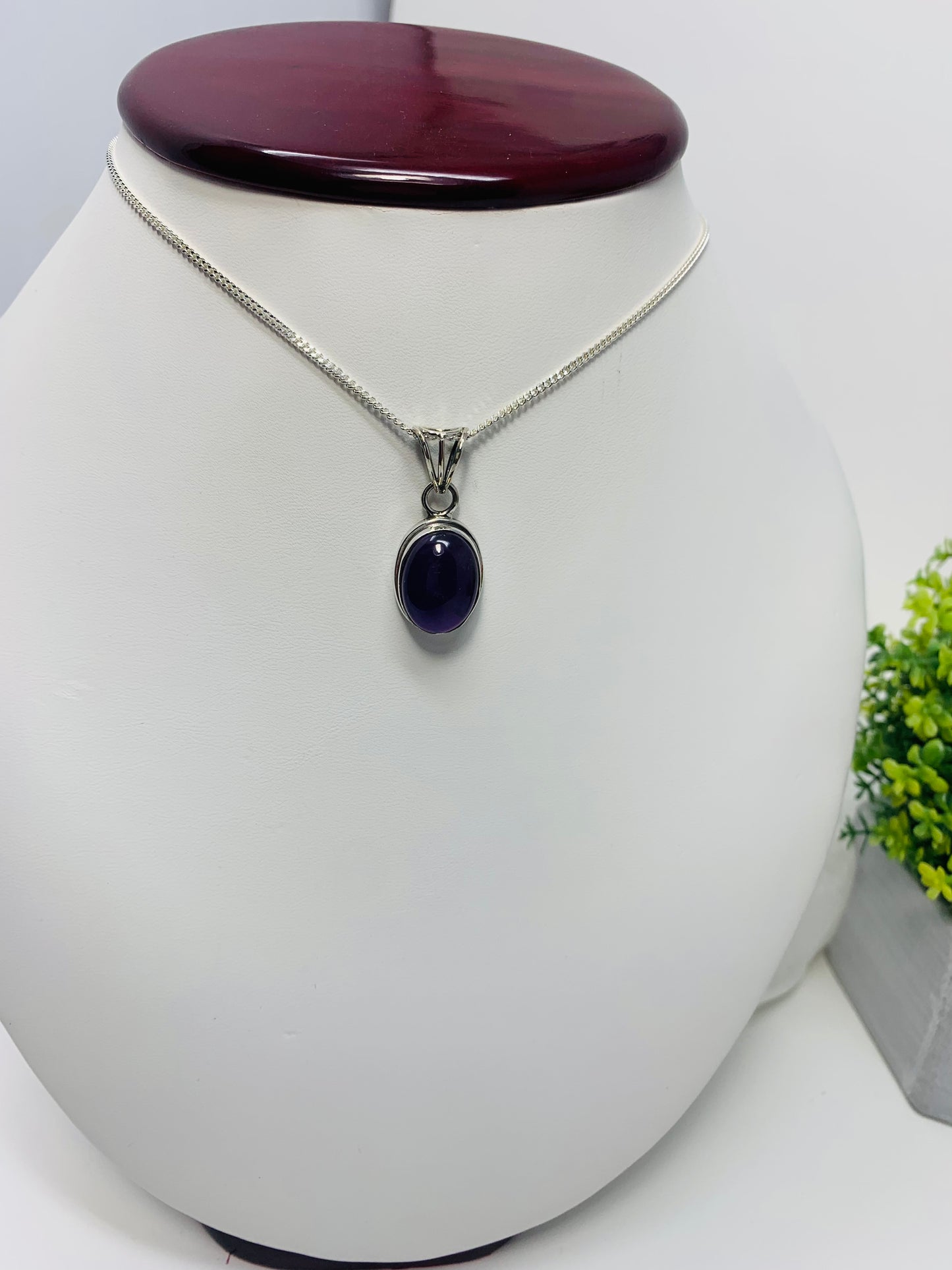 925 Sterling Silver Oval Amethyst Pendant