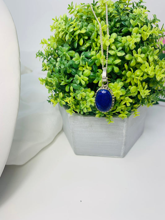 925 Sterling Silver Oval Textured Lapis Lazuli Pendant