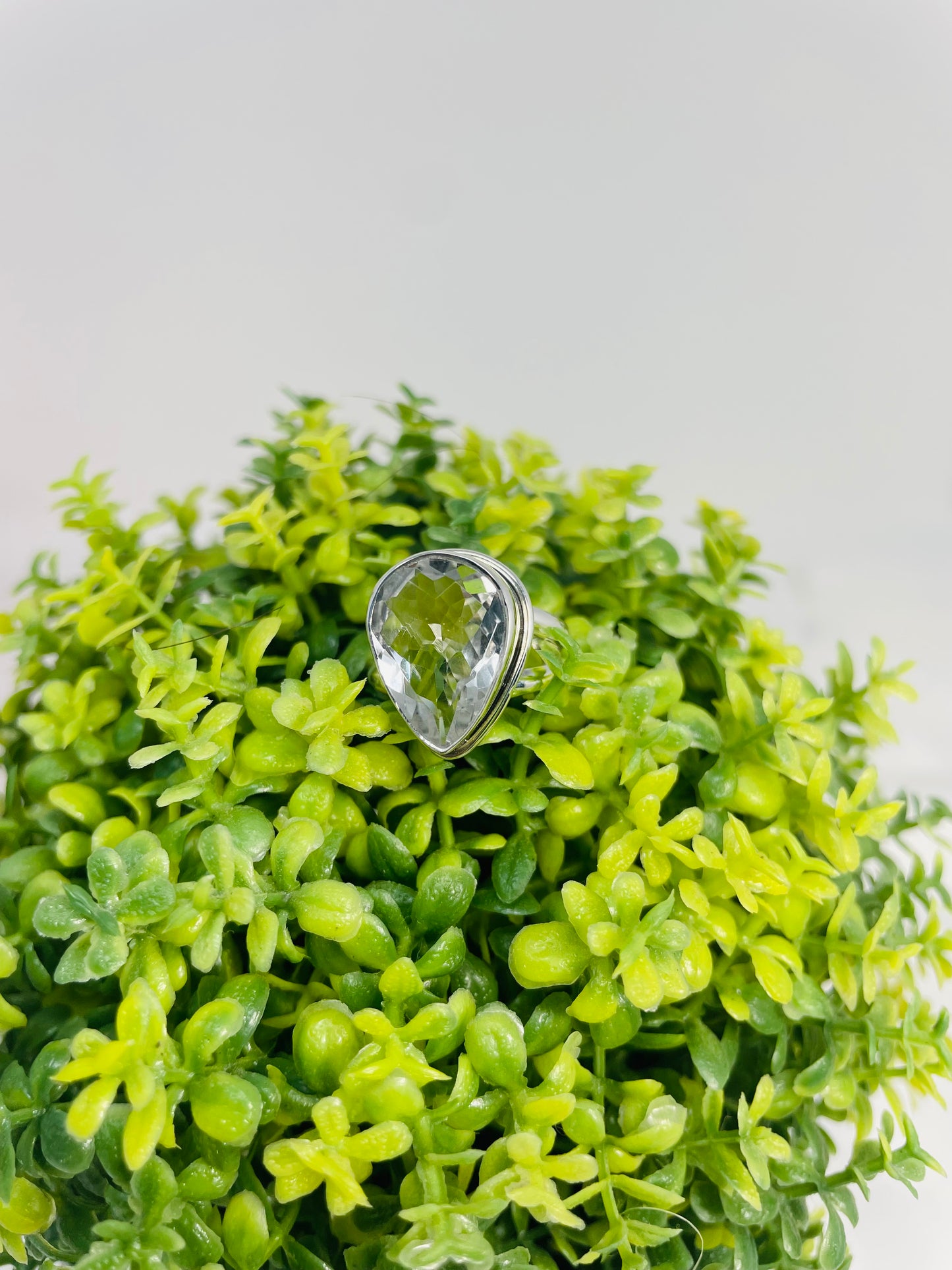 925 Sterling Silver Teardrop Clear Quartz Ring